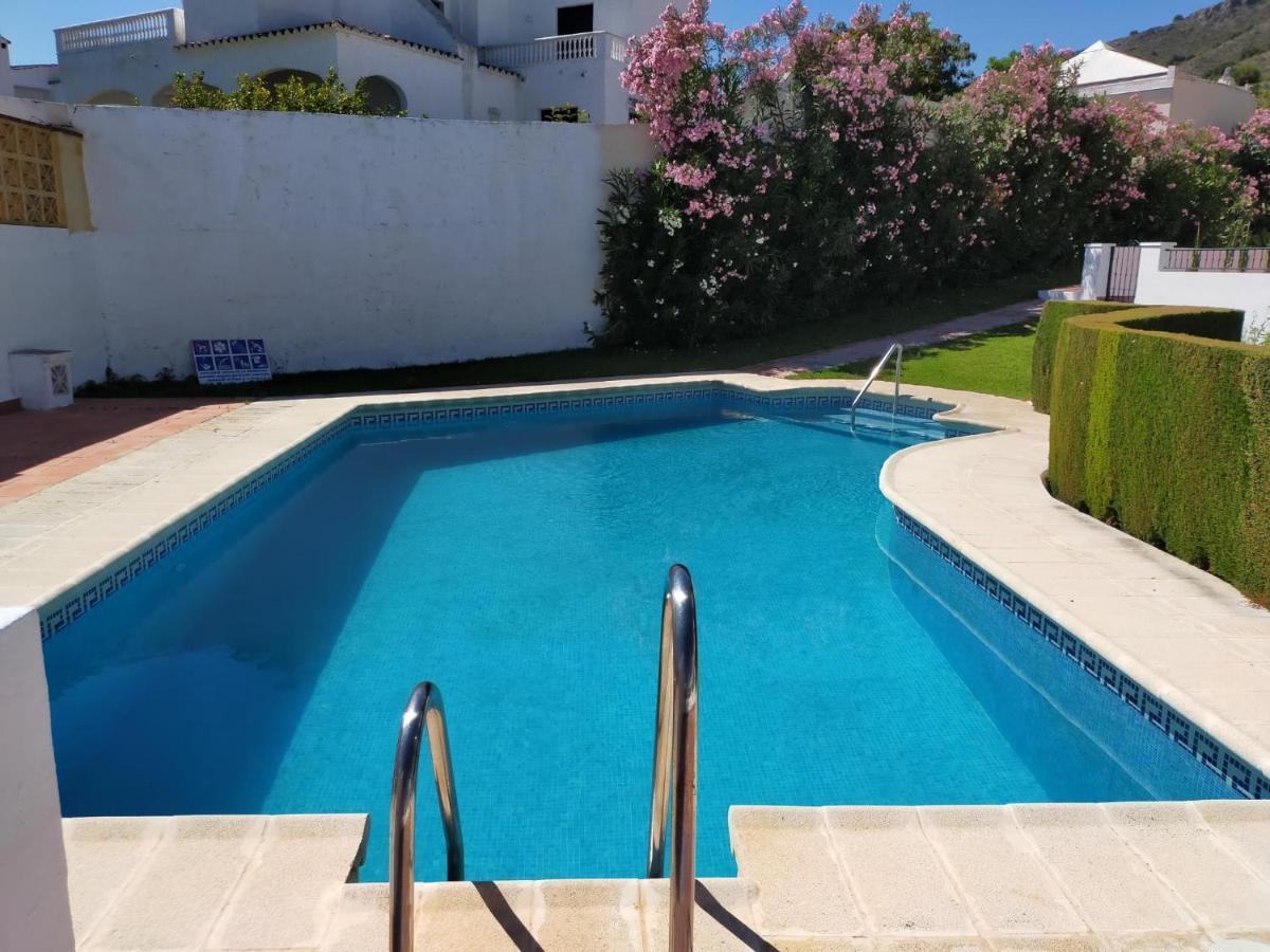 Casa cipreses 6 nerja Villa Luaran gambar
